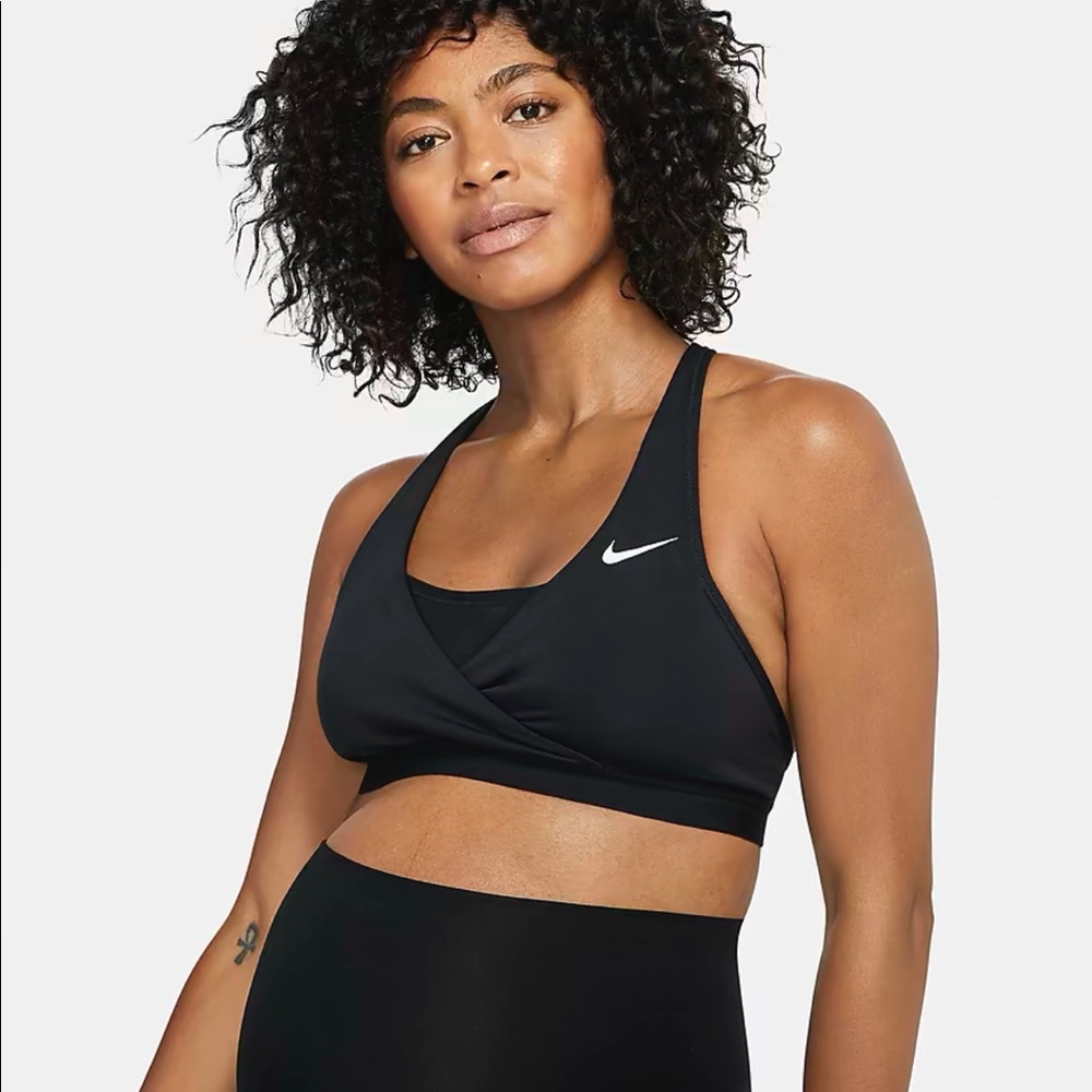 Nike Dri Fit (M) maternity bra bundle